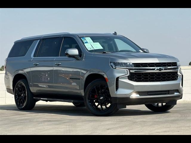 2023 Chevrolet Suburban LS