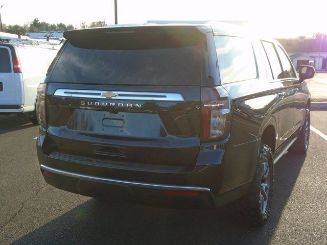 2023 Chevrolet Suburban LS