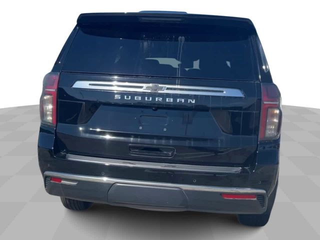 2023 Chevrolet Suburban LS