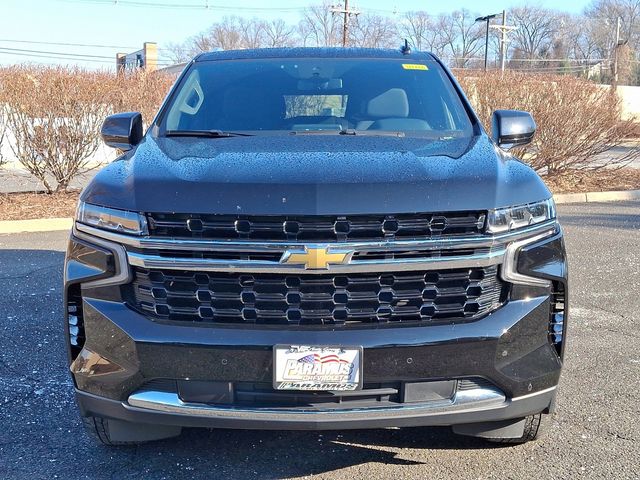 2023 Chevrolet Suburban LS