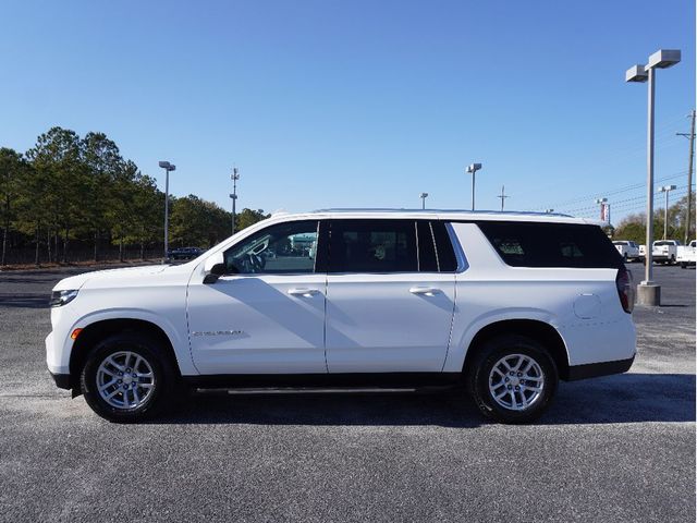 2023 Chevrolet Suburban LS