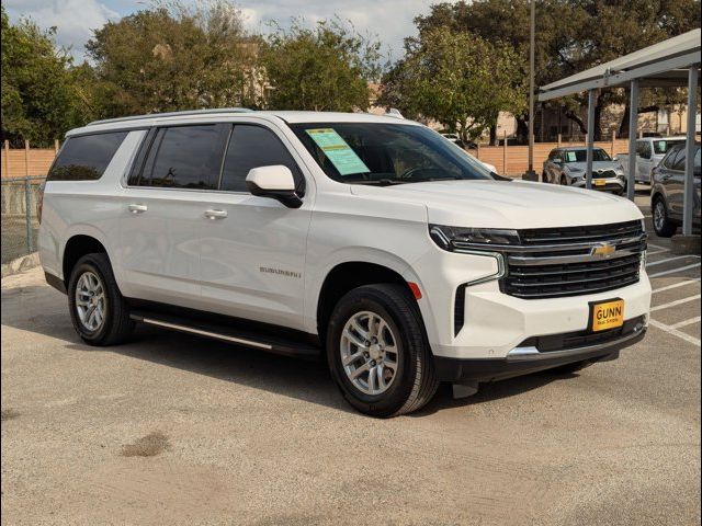 2023 Chevrolet Suburban LT