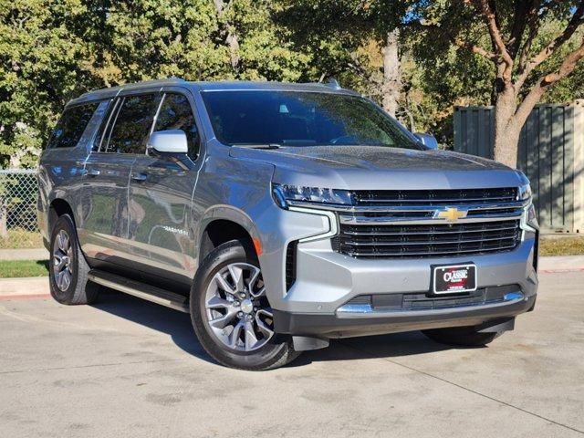 2023 Chevrolet Suburban LT