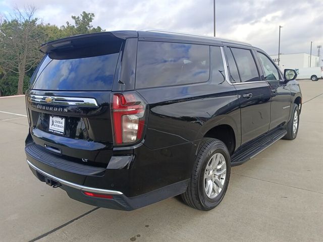 2023 Chevrolet Suburban LT