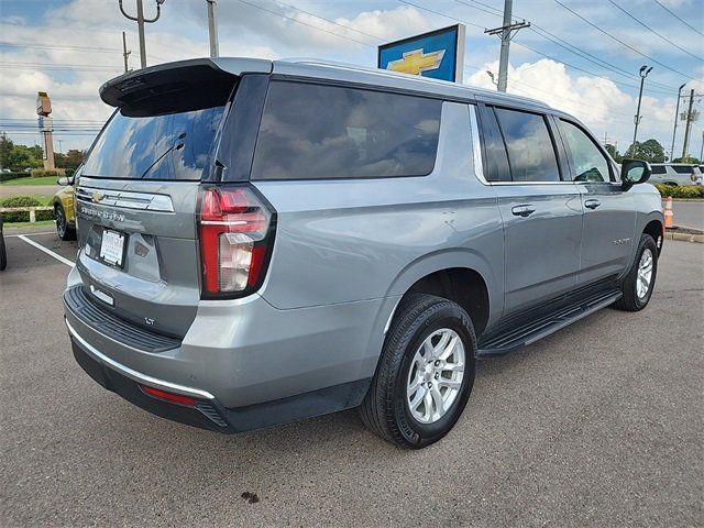 2023 Chevrolet Suburban LT