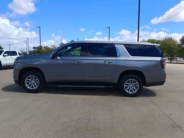 2023 Chevrolet Suburban LT