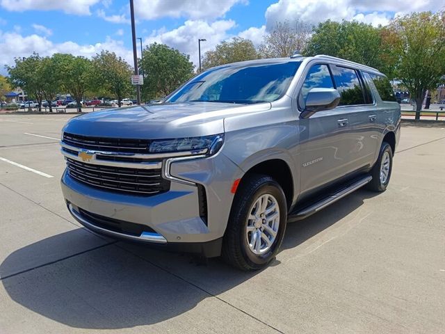 2023 Chevrolet Suburban LT