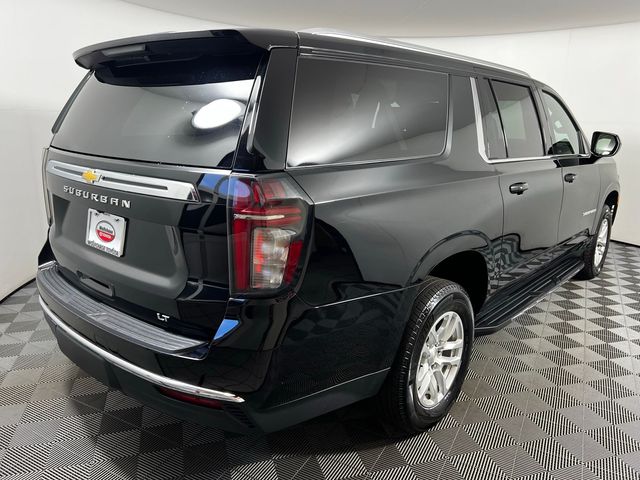 2023 Chevrolet Suburban LT