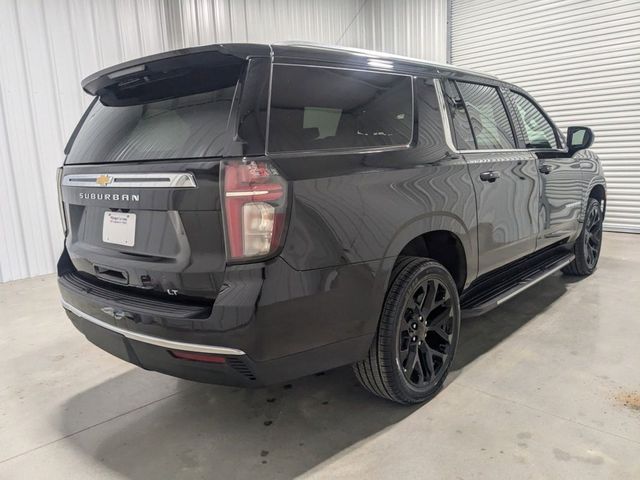 2023 Chevrolet Suburban LT