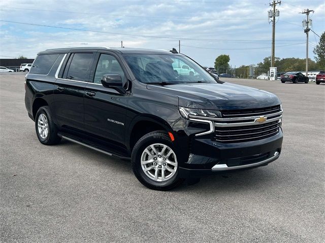 2023 Chevrolet Suburban LT