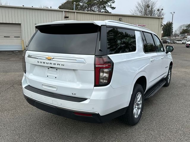 2023 Chevrolet Suburban LT