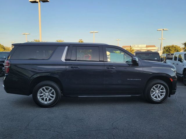 2023 Chevrolet Suburban LT