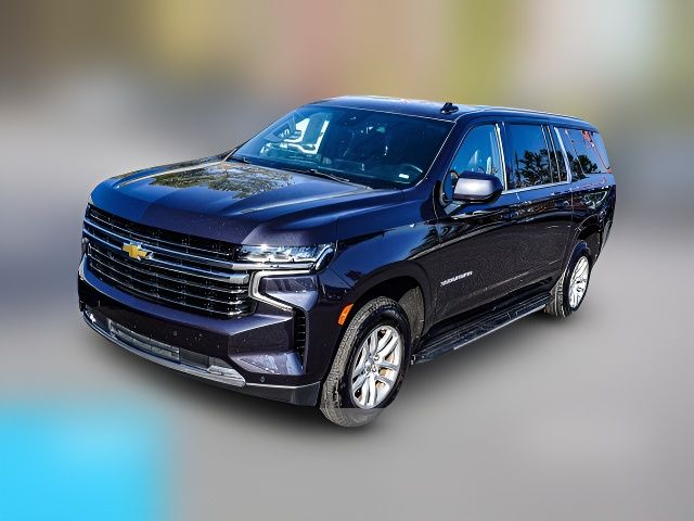 2023 Chevrolet Suburban LT