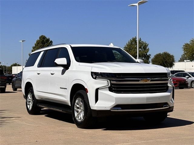 2023 Chevrolet Suburban LT