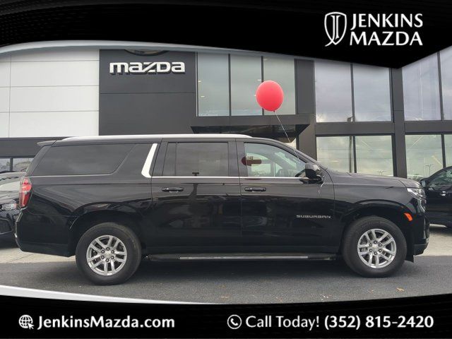 2023 Chevrolet Suburban LT