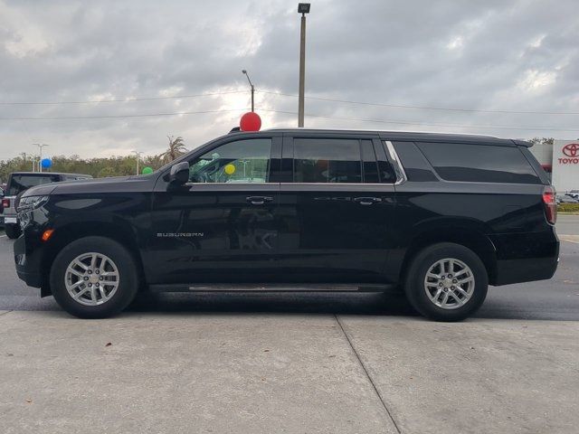 2023 Chevrolet Suburban LT