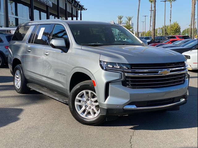 2023 Chevrolet Suburban LT