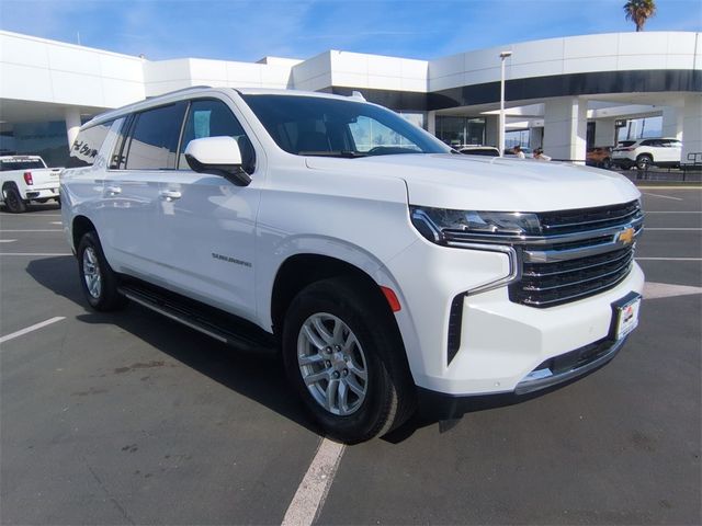 2023 Chevrolet Suburban LT