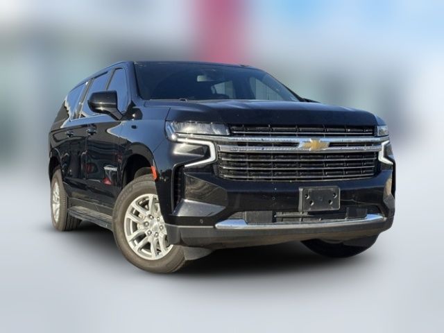 2023 Chevrolet Suburban LT