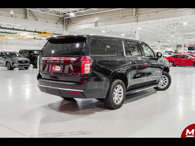 2023 Chevrolet Suburban LT