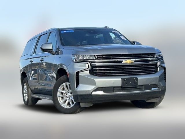 2023 Chevrolet Suburban LT