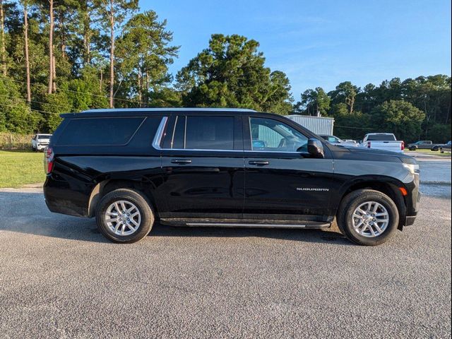 2023 Chevrolet Suburban LT