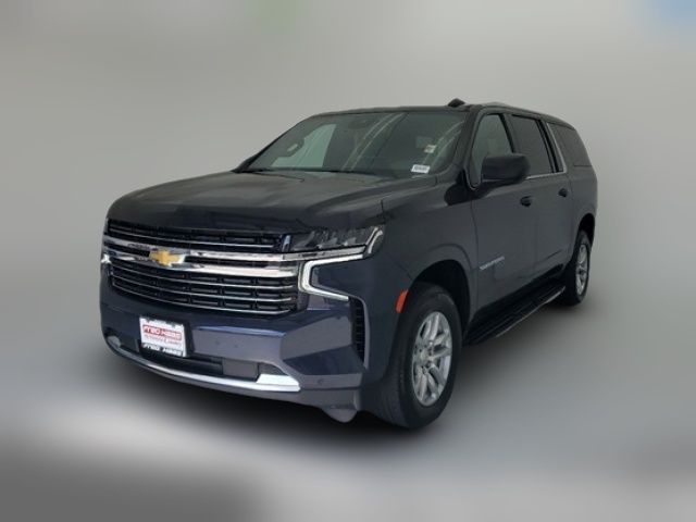 2023 Chevrolet Suburban LT