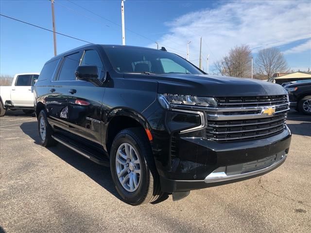 2023 Chevrolet Suburban LT