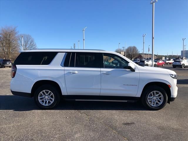 2023 Chevrolet Suburban LT