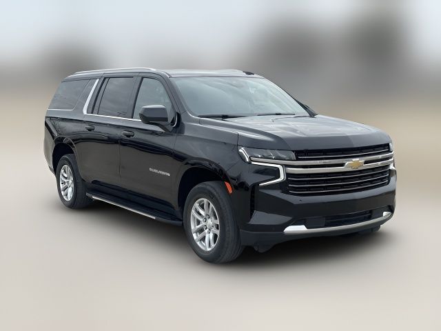 2023 Chevrolet Suburban LT