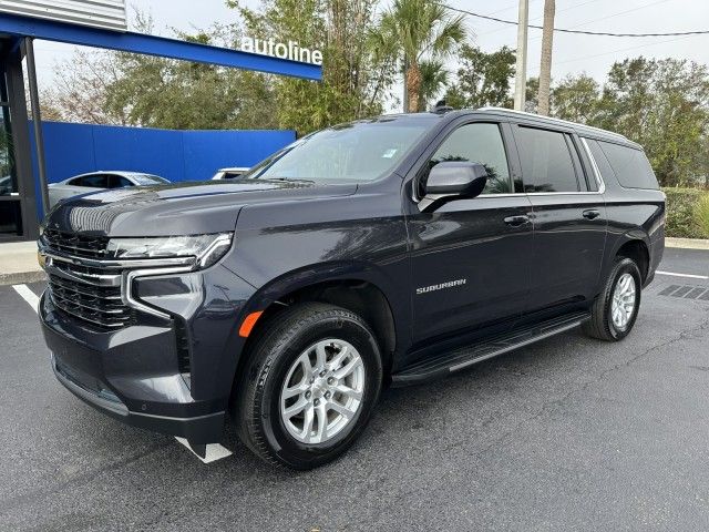 2023 Chevrolet Suburban LT