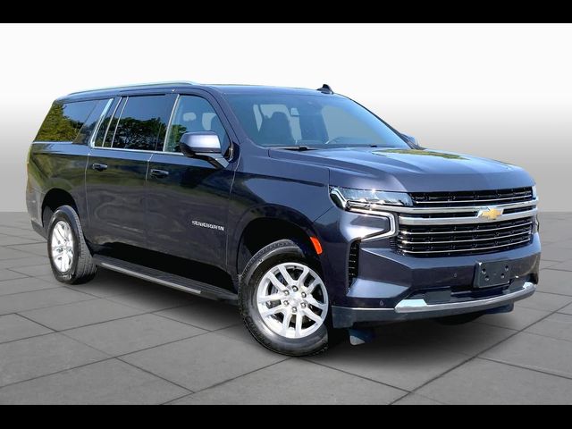 2023 Chevrolet Suburban LT