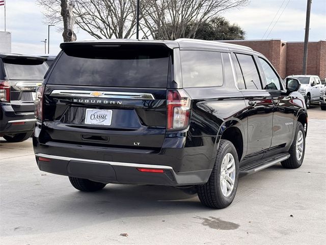 2023 Chevrolet Suburban LT