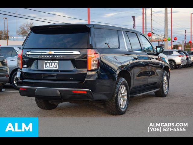 2023 Chevrolet Suburban LT