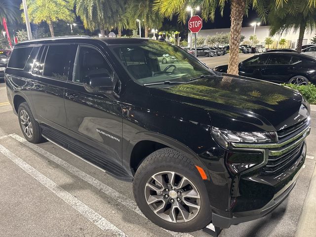 2023 Chevrolet Suburban LT