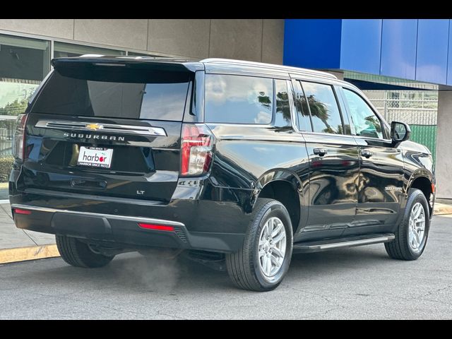 2023 Chevrolet Suburban LT