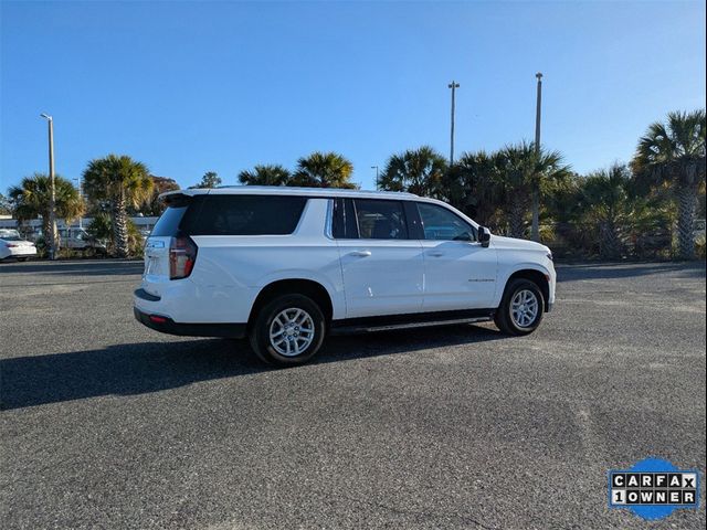 2023 Chevrolet Suburban LT