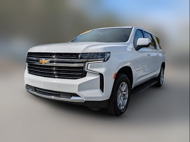 2023 Chevrolet Suburban LT