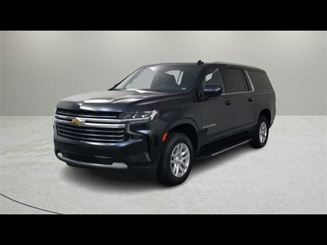 2023 Chevrolet Suburban LT