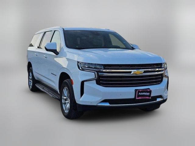 2023 Chevrolet Suburban LT