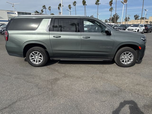 2023 Chevrolet Suburban LT