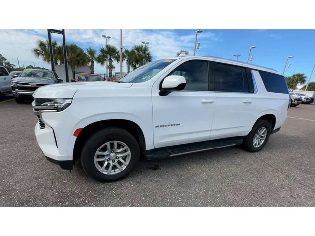 2023 Chevrolet Suburban LT