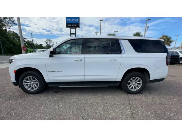 2023 Chevrolet Suburban LT