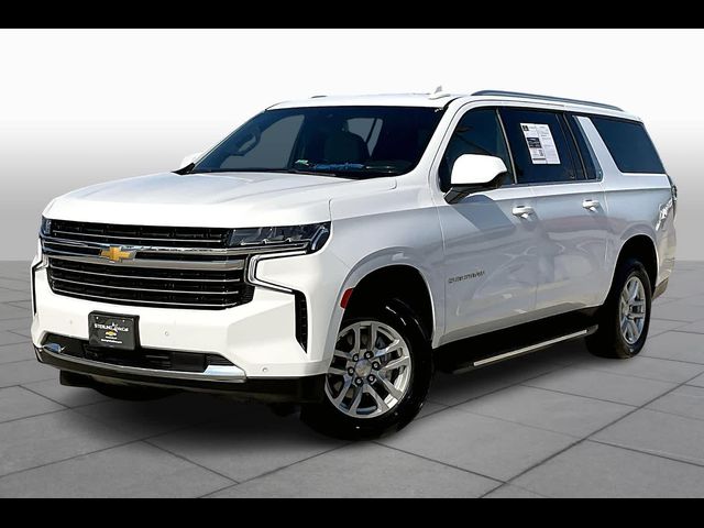 2023 Chevrolet Suburban LT