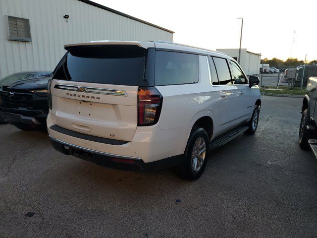 2023 Chevrolet Suburban LT