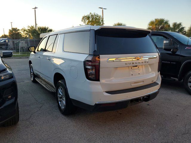 2023 Chevrolet Suburban LT