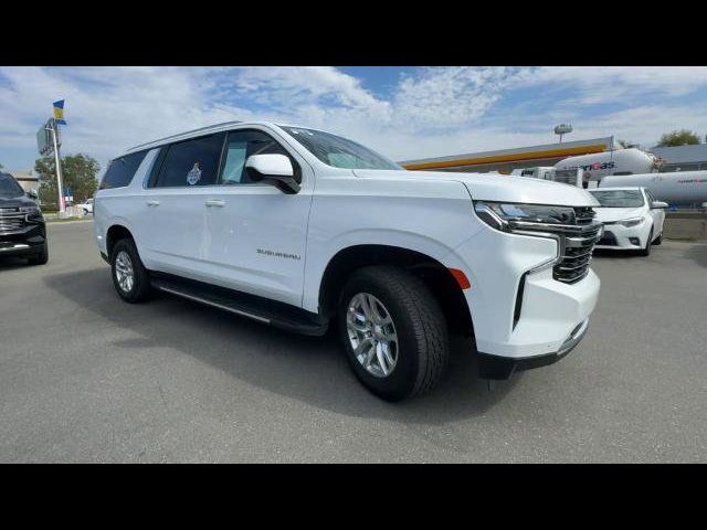 2023 Chevrolet Suburban LT