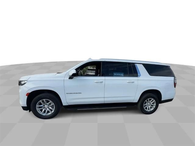 2023 Chevrolet Suburban LT