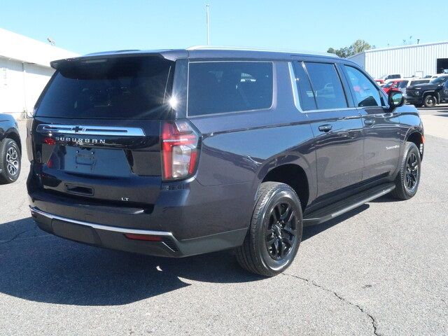 2023 Chevrolet Suburban LT