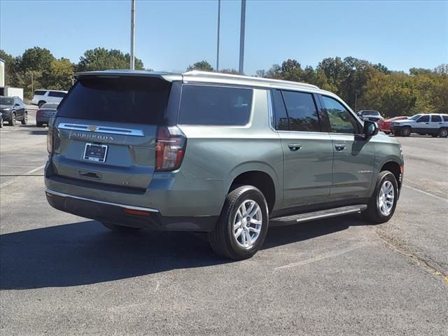 2023 Chevrolet Suburban LT